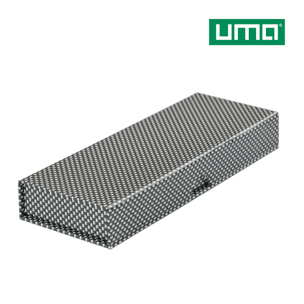 UMA ETUI – Carbon