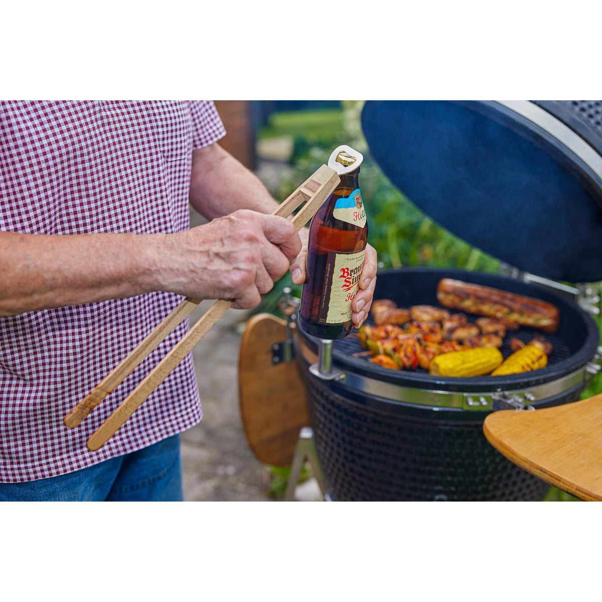 Holz-Grillzange „Opener“ mit Kapselheber, 43 cm als Werbeartikel mit Logo