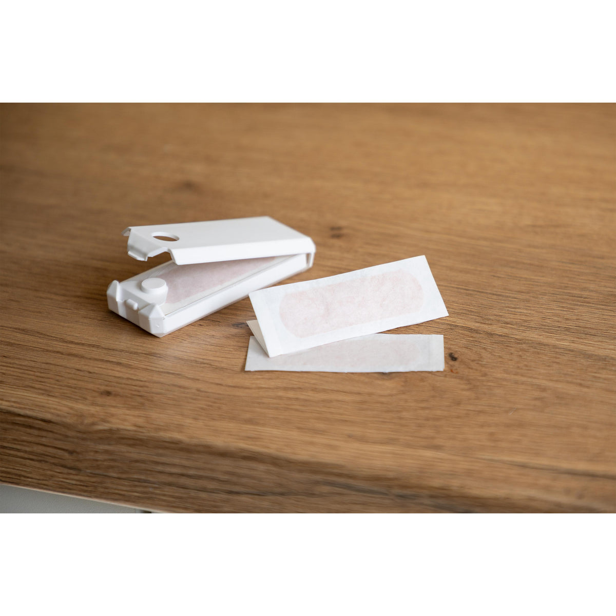 Pflasterbox „Stripe“ als Werbeartikel mit Logo