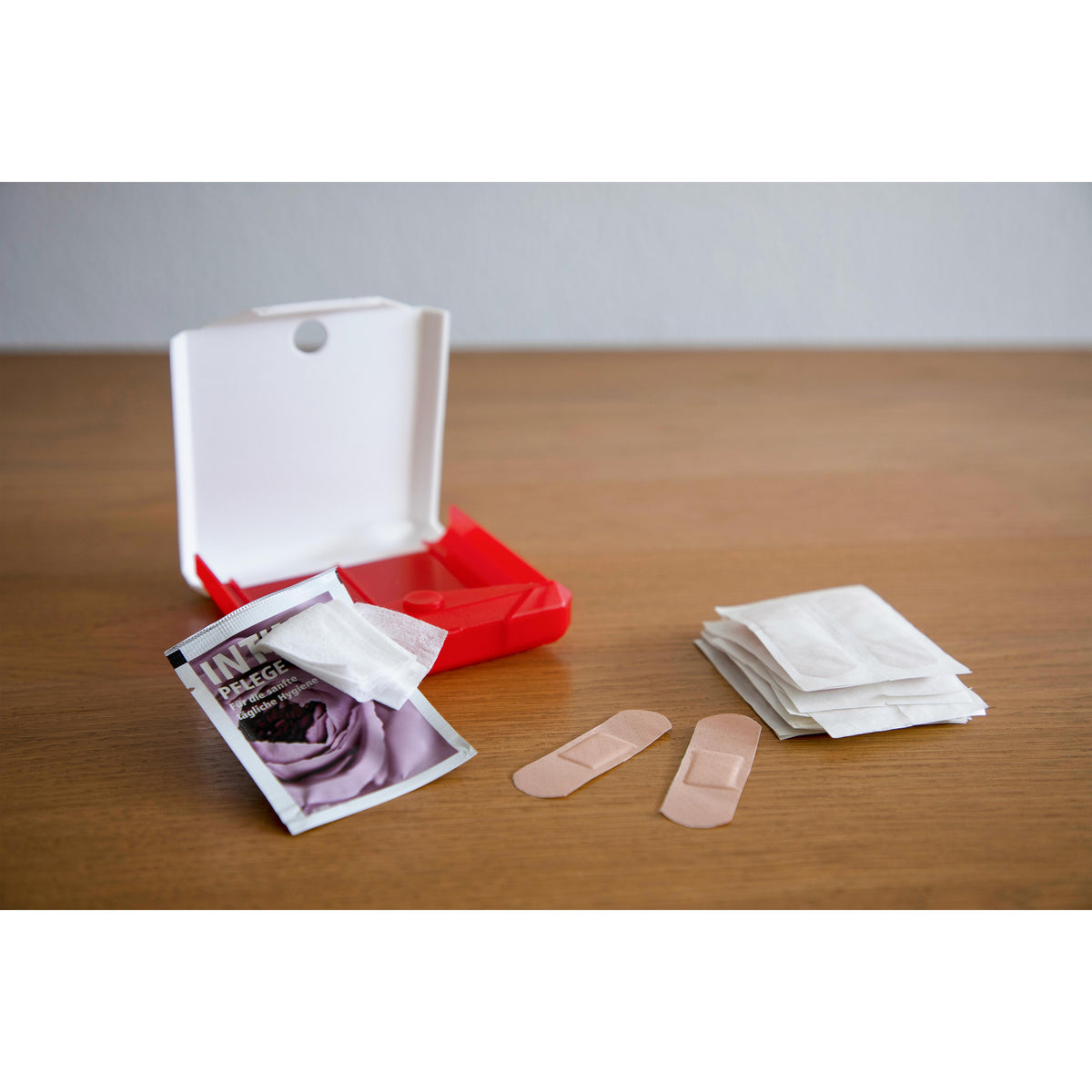 Travelbox „First Aid“ als Werbeartikel mit Logo