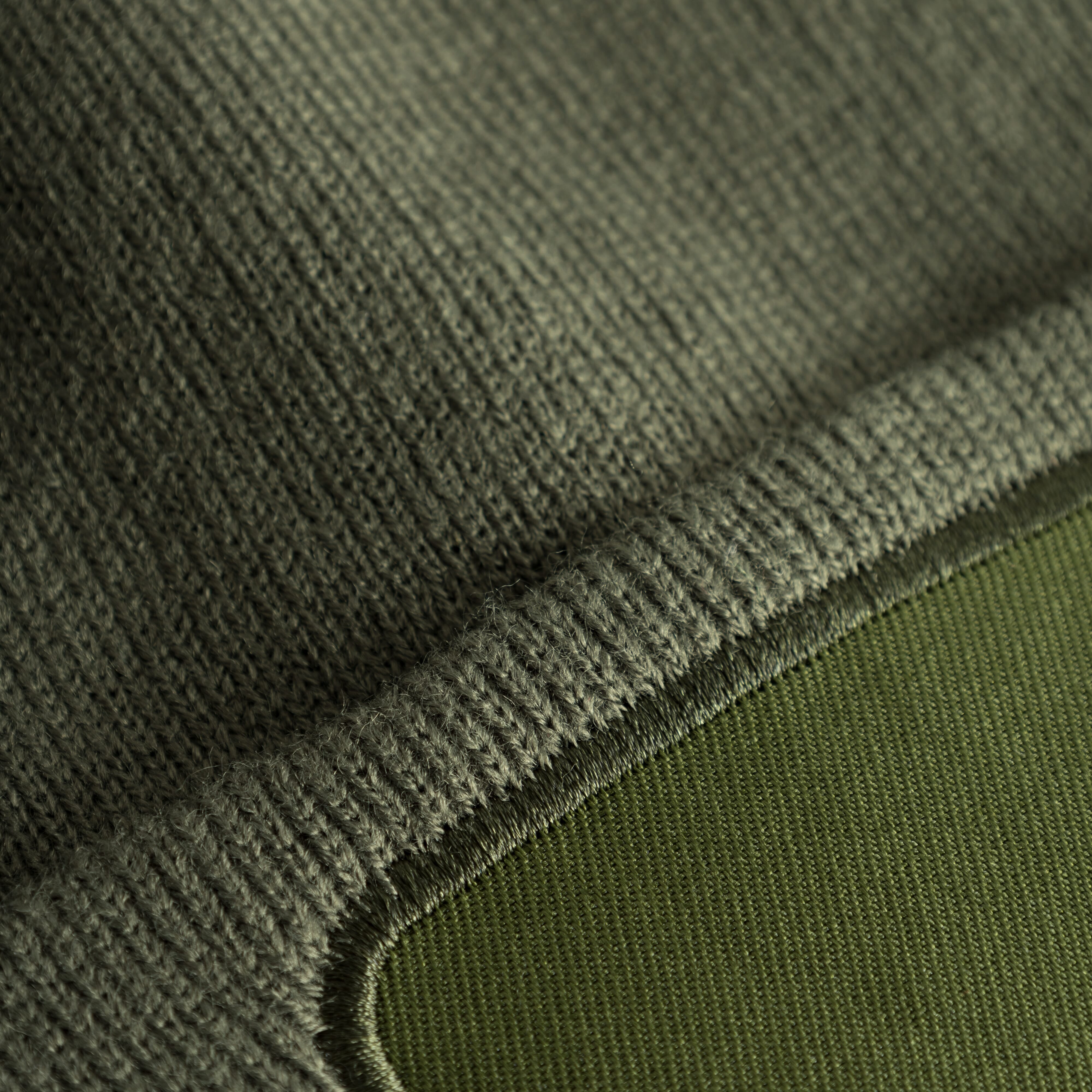 Strickmütze mit Label