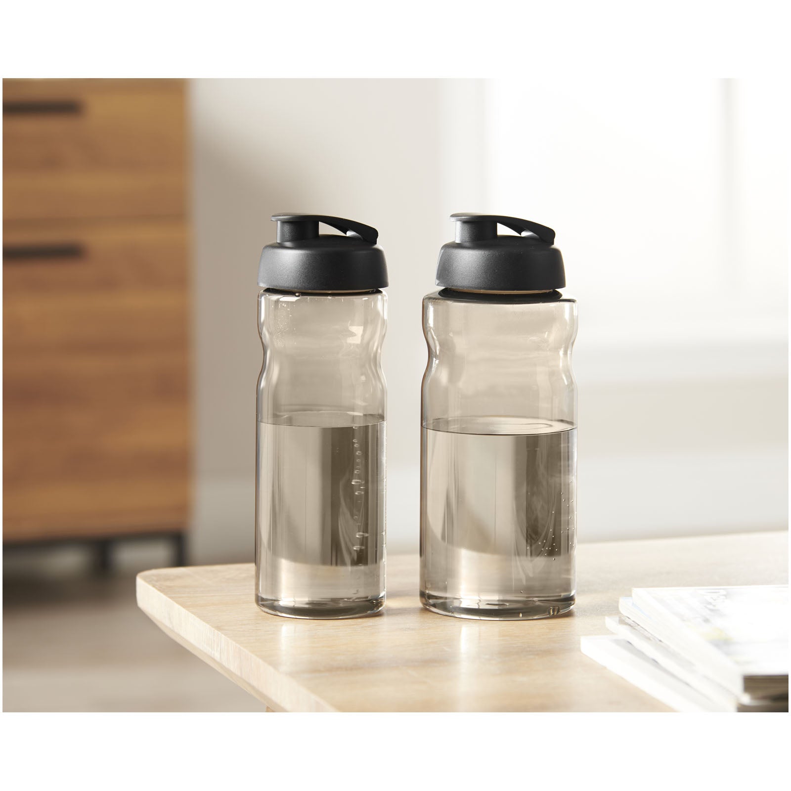 H2O Active® Base 650 ml Sportflasche mit Klappdeckel