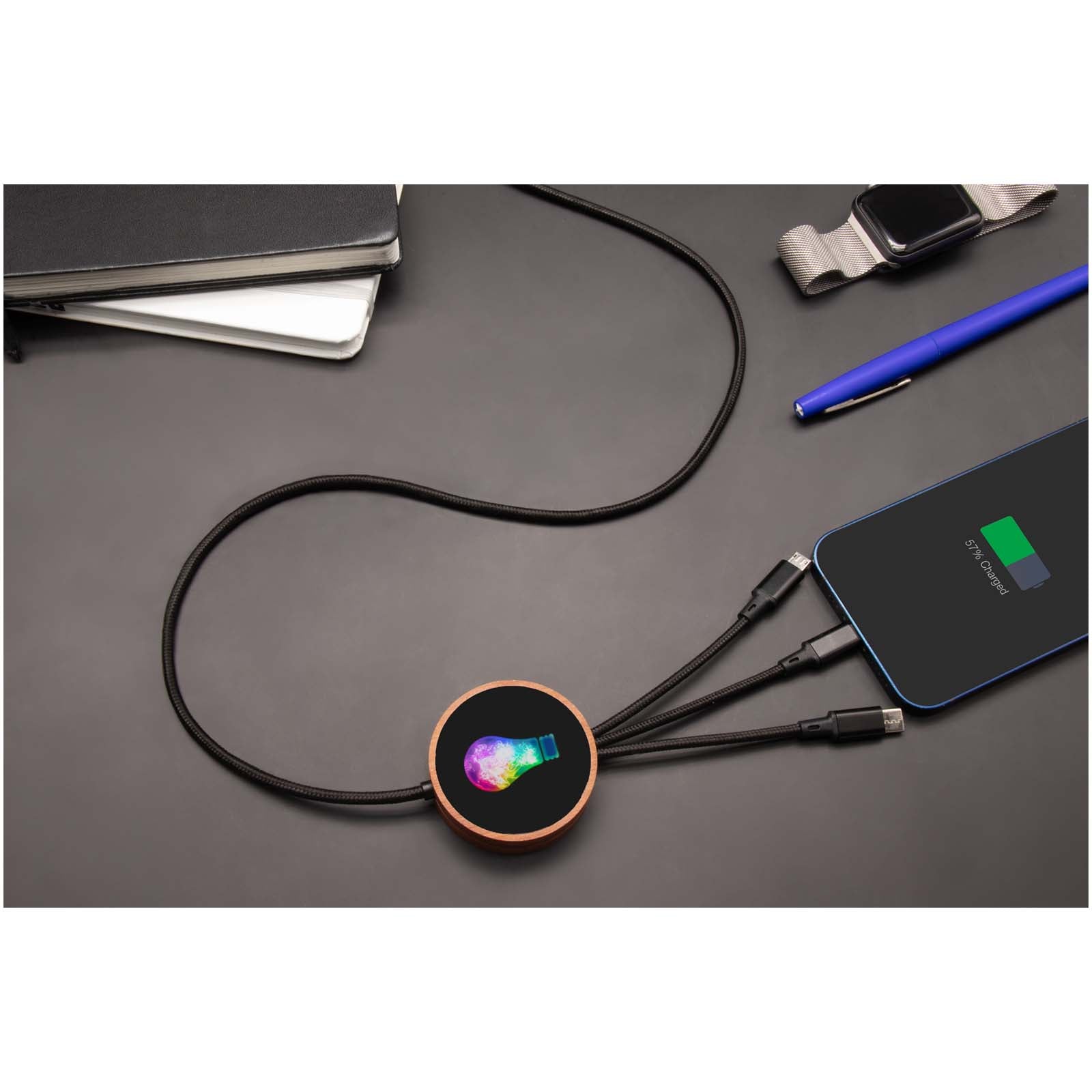 SCX.design C40 5-in-1 Ladekabel aus rPET mit 10W Ladepad und Leuchtlogo