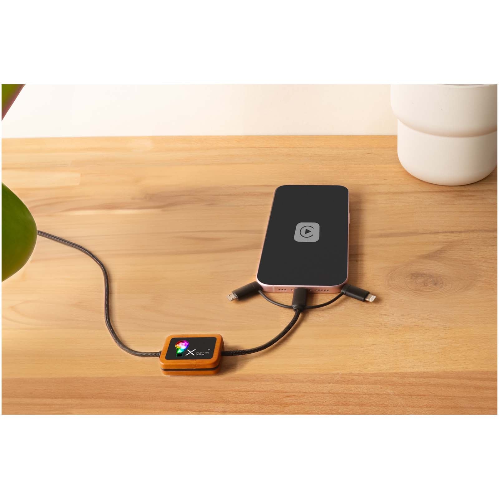 SCX.design C46 5-in-1 CarPlay-Kabel mit Leuchtlogo