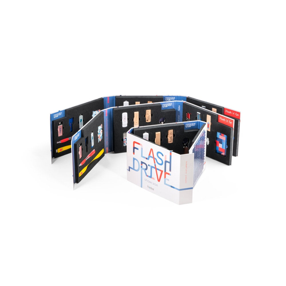 FLASH DRIVE SHOWCASE. Muster-Set bedruckte USB-Sticks – zusätzliche Ansicht
