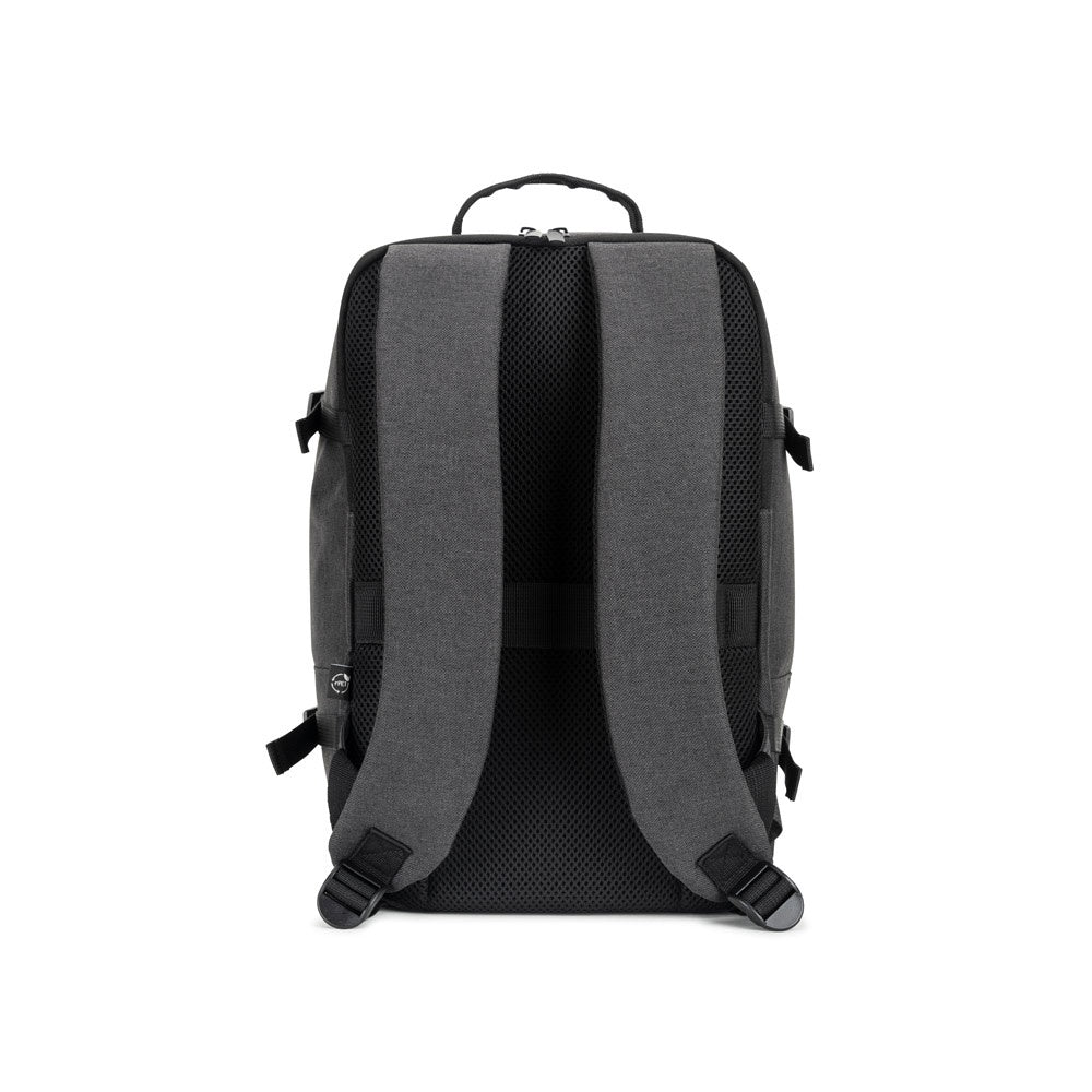 CIES. Rucksack, entwickelt um die von den Fluggesellschaften geforderten Massvorgaben zu erfüllen, aus hochdichtem, recyceltem 600D-Polyester – zusätzliche Ansicht