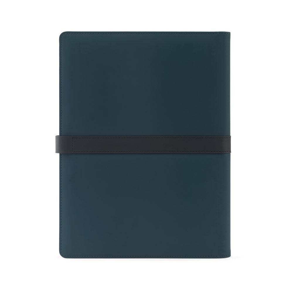 SANDERSON FOLDER. A4-Ordner aus PU (50% recycelt) mit Magnetverschluss und Notizblock mit linierten Seiten – zusätzliche Ansicht