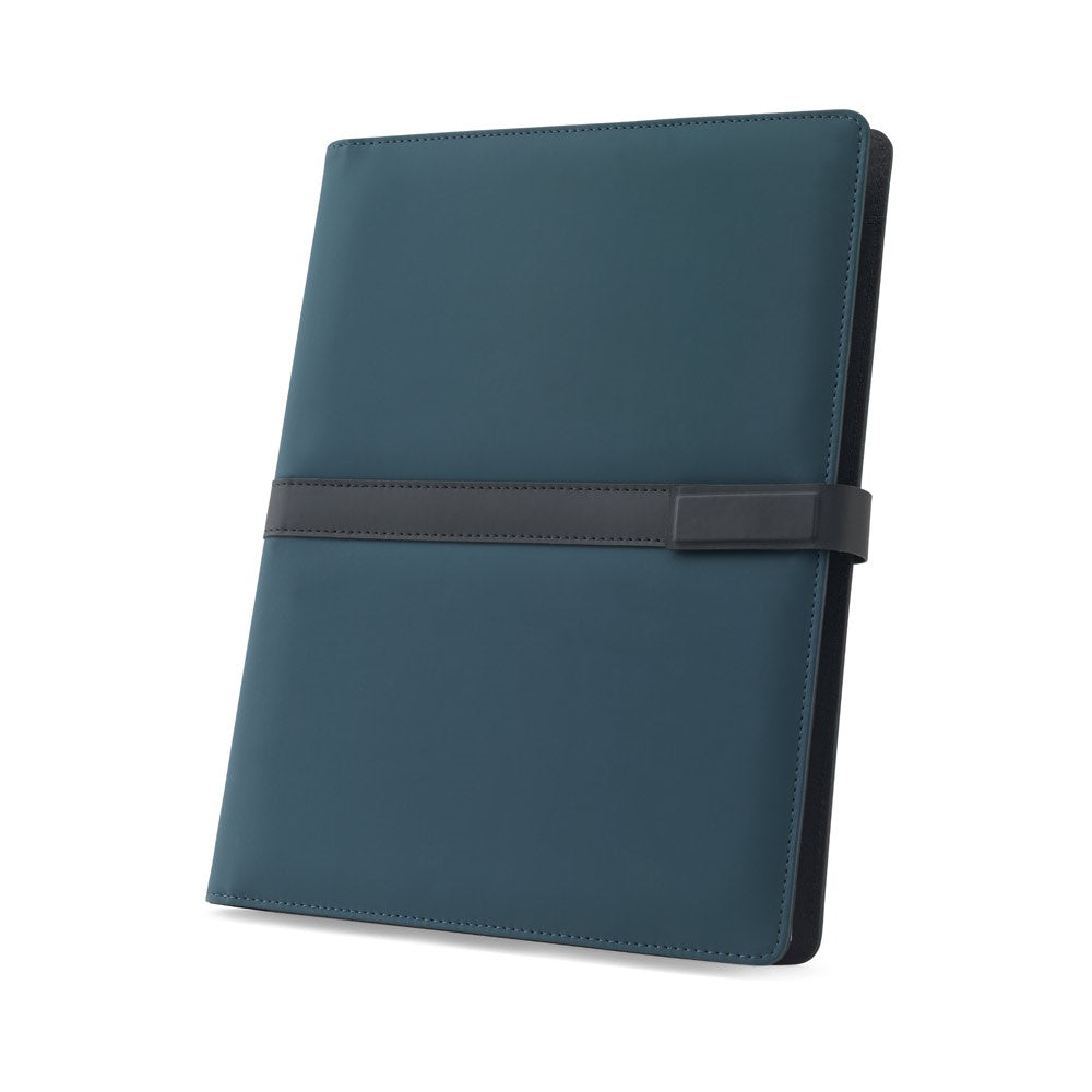 SANDERSON FOLDER. A4-Ordner aus PU (50% recycelt) mit Magnetverschluss und Notizblock mit linierten Seiten – zusätzliche Ansicht