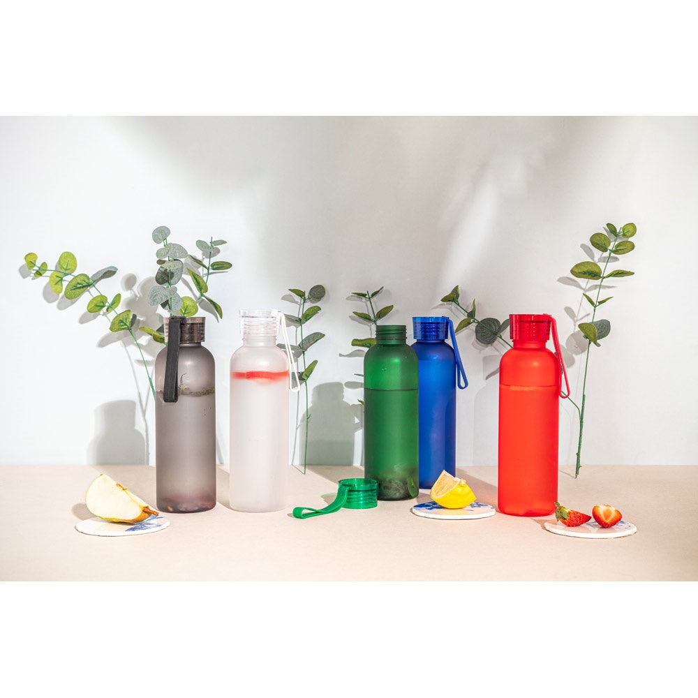 RIO rPET. Trinkflasche (600ml) aus recyceltem PET (100 % rPET) mit matter Oberfläche – zusätzliche Ansicht