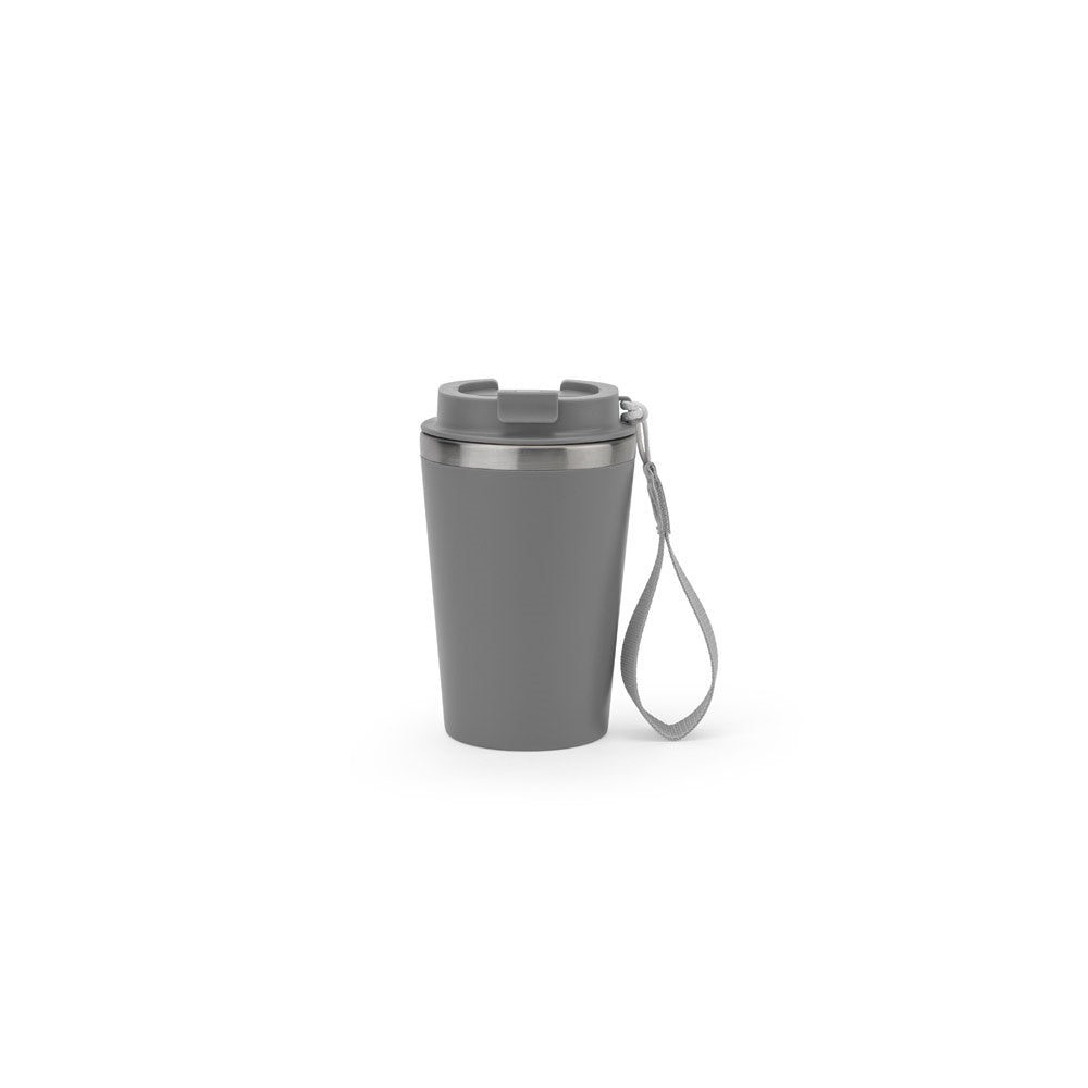 SPITZ. Reisebecher aus Edelstahl (90 % recycelt) und Außenwand aus PP mit matter Oberfläche 440 ml