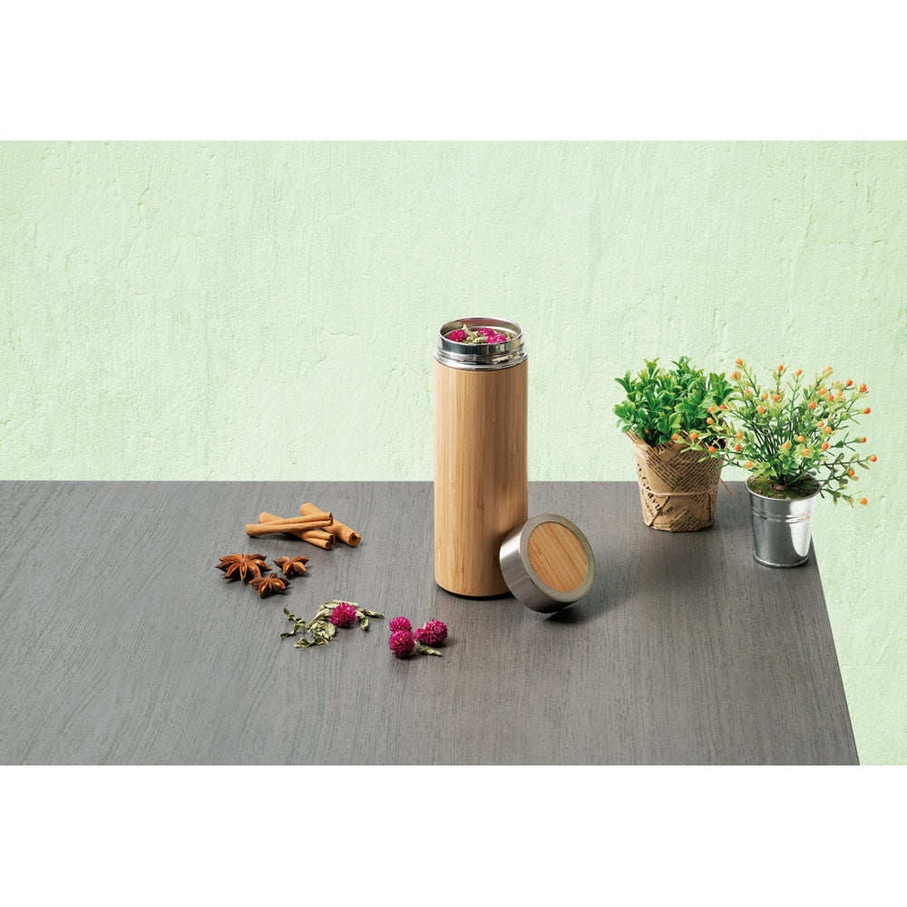 NATUREL. Isolierkanne aus Bambus und Edelstahl (90% recycelt) (430 mL) – zusätzliche Ansicht
