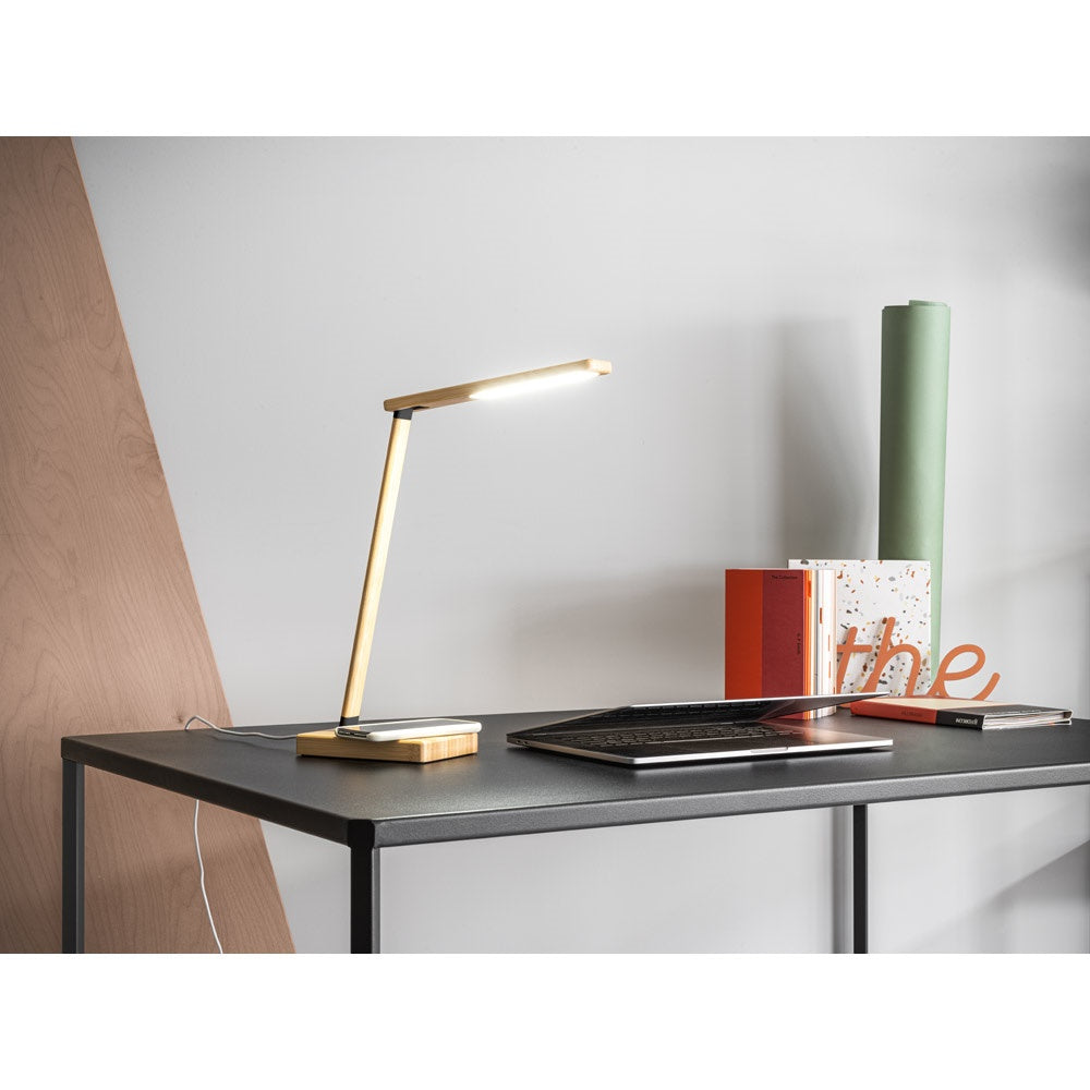 MOREY. Klappbare Schreibtischlampe mit superschnellem kabellosem 15W-Ladegerät aus Bambus – zusätzliche Ansicht