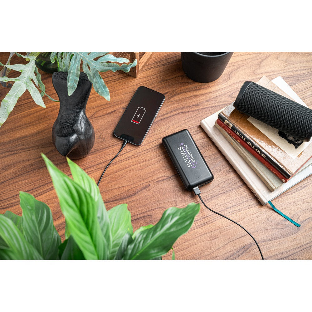 LEAKEY 20. Powerbank 20'000 mAh aus recyceltem ABS (100% rABS) – zusätzliche Ansicht