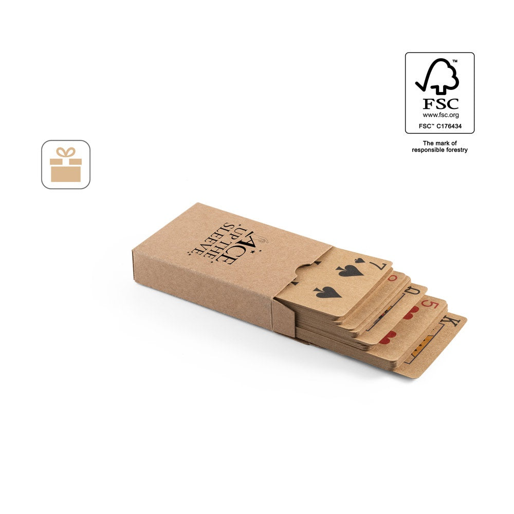 FISCHER. Ein Kartenspiel mit 54 klassischen Karten, aus Kraftpapier die aus FSC™-zertifiziertem Material und anderen kontrollierten Materialien besteht