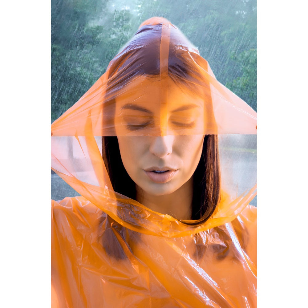 SANDRA. Regenponcho – zusätzliche Ansicht