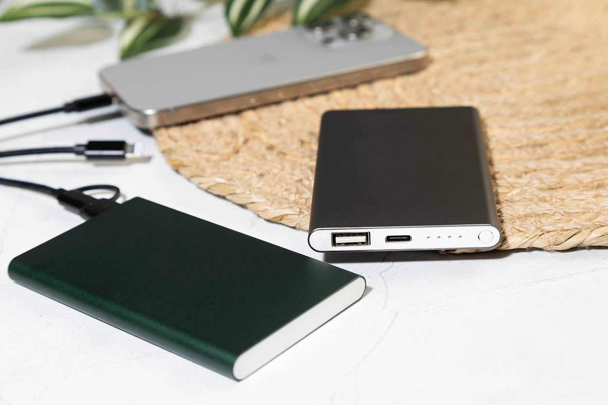 RaluFour Powerbank
