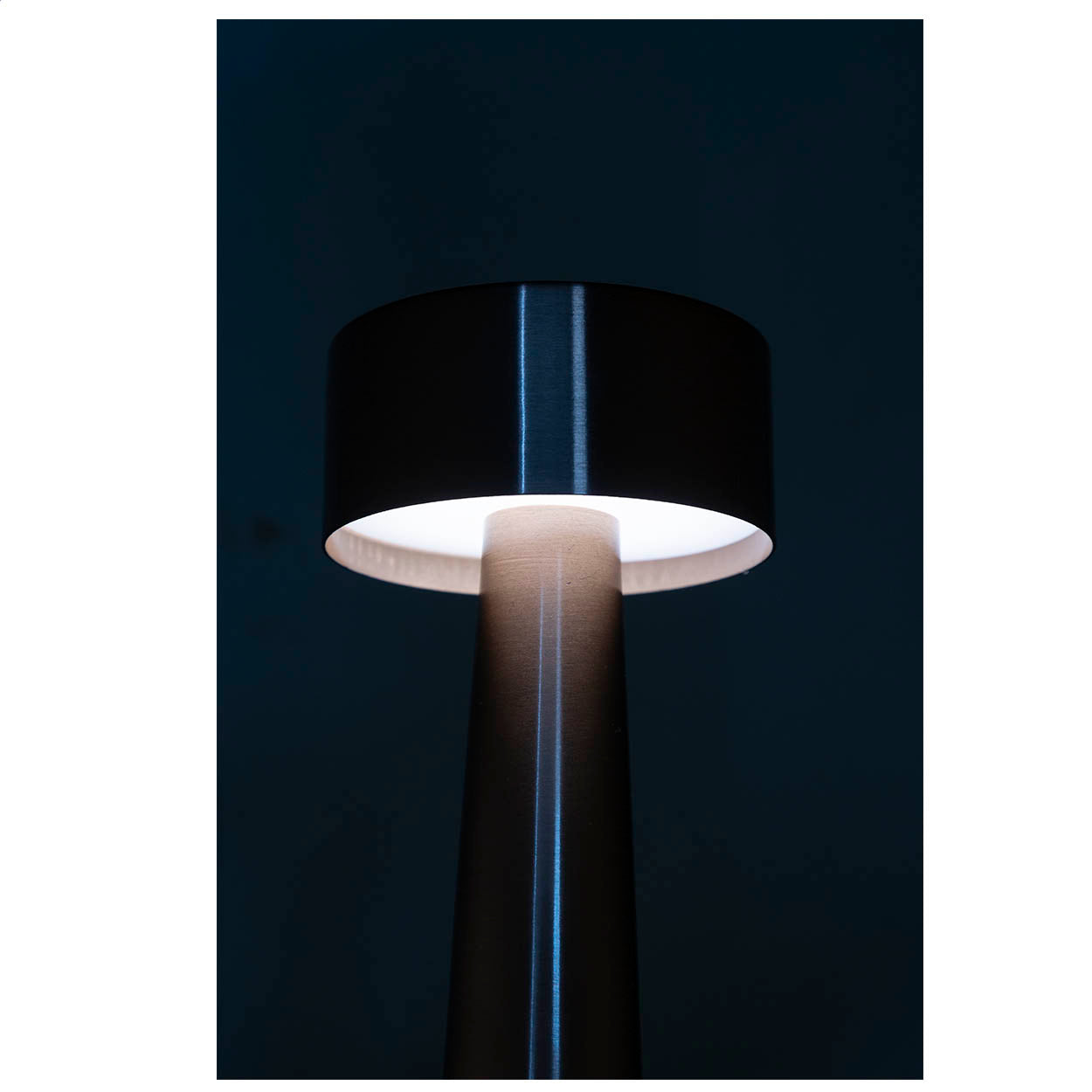 Flanagan Oro Tischlampe