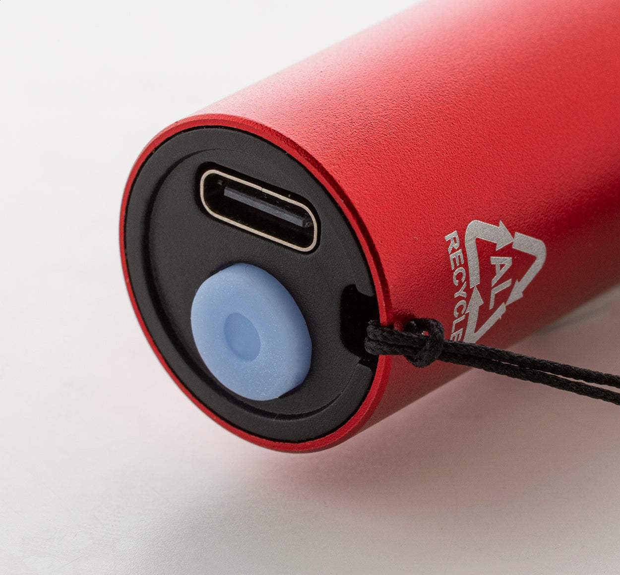 Chargelight Tone wiederaufladbare Taschenlampe aus recyceltem Aluminium