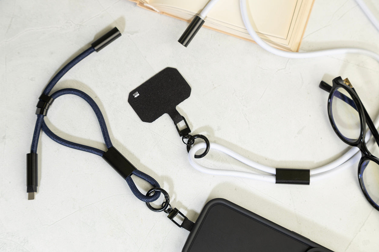 CuffCharge 60W Handgelenkband mit Lade- und Datenkabel aus RPET