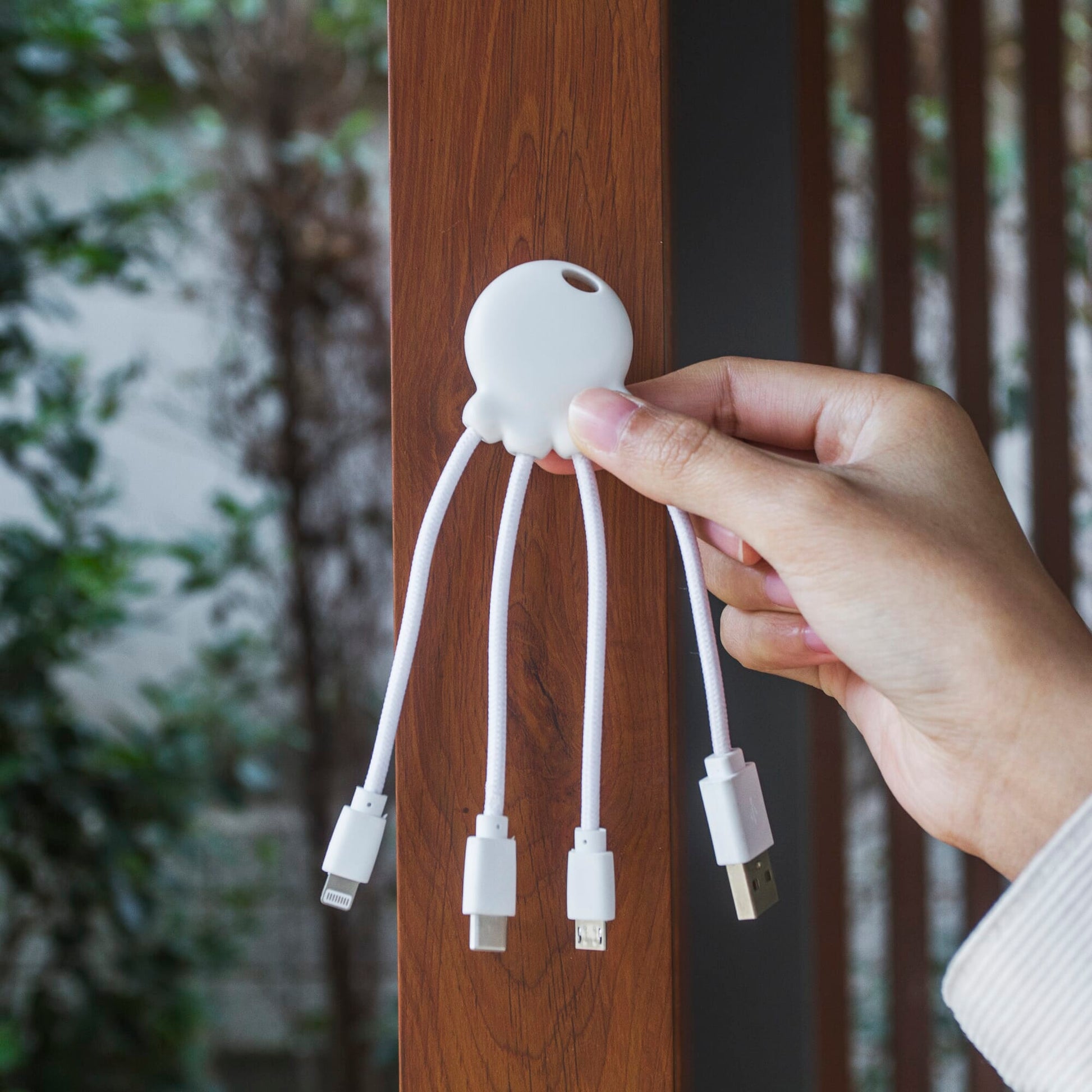 2087 | Xoopar Octopus Charging cable
