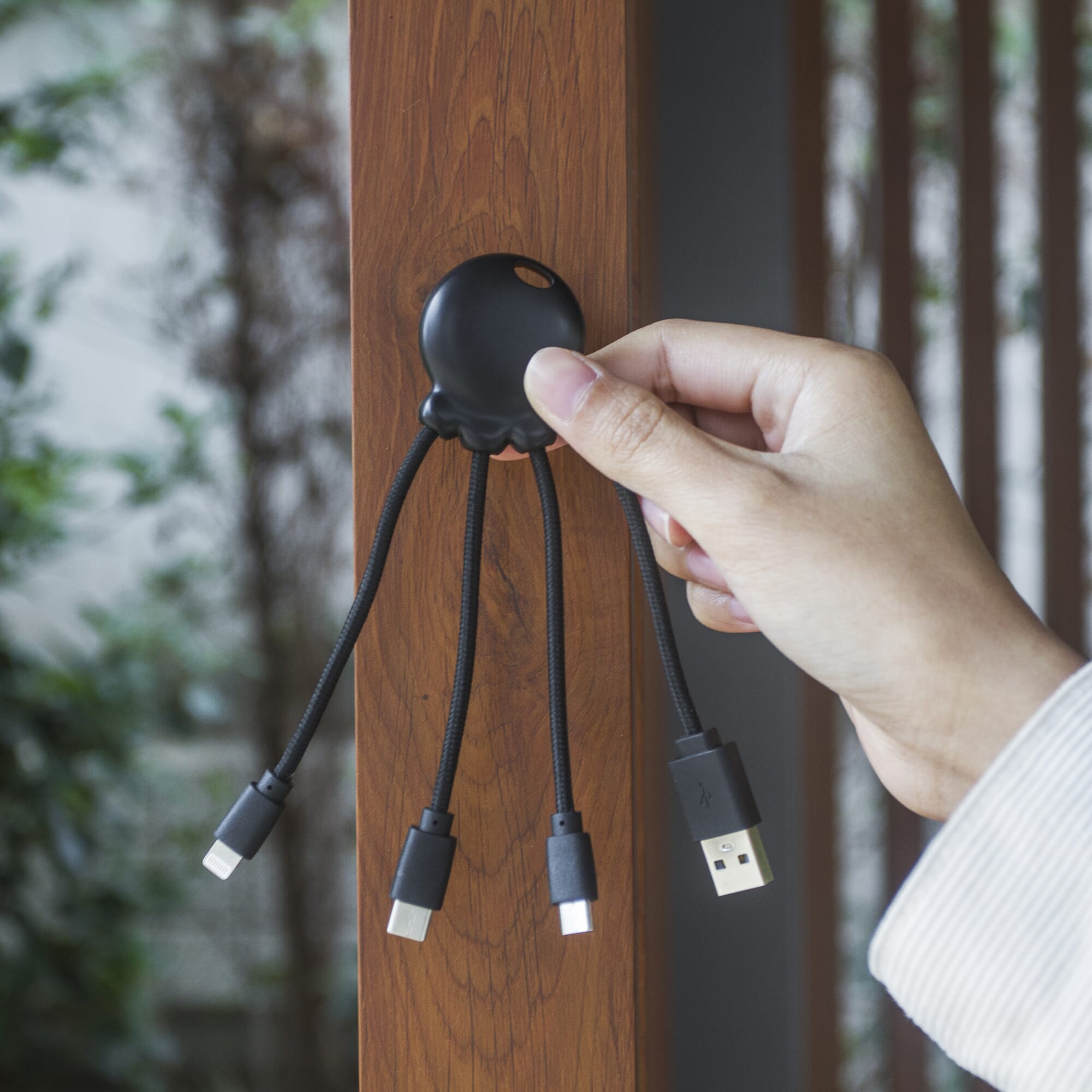 2087 | Xoopar Octopus Charging cable