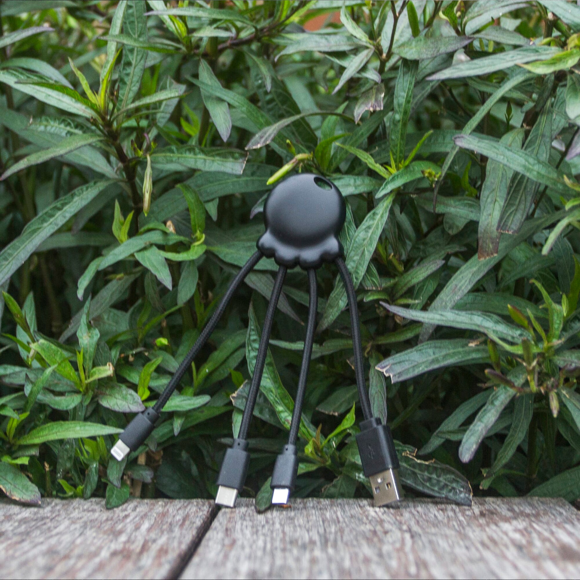 2087 | Xoopar Octopus Charging cable