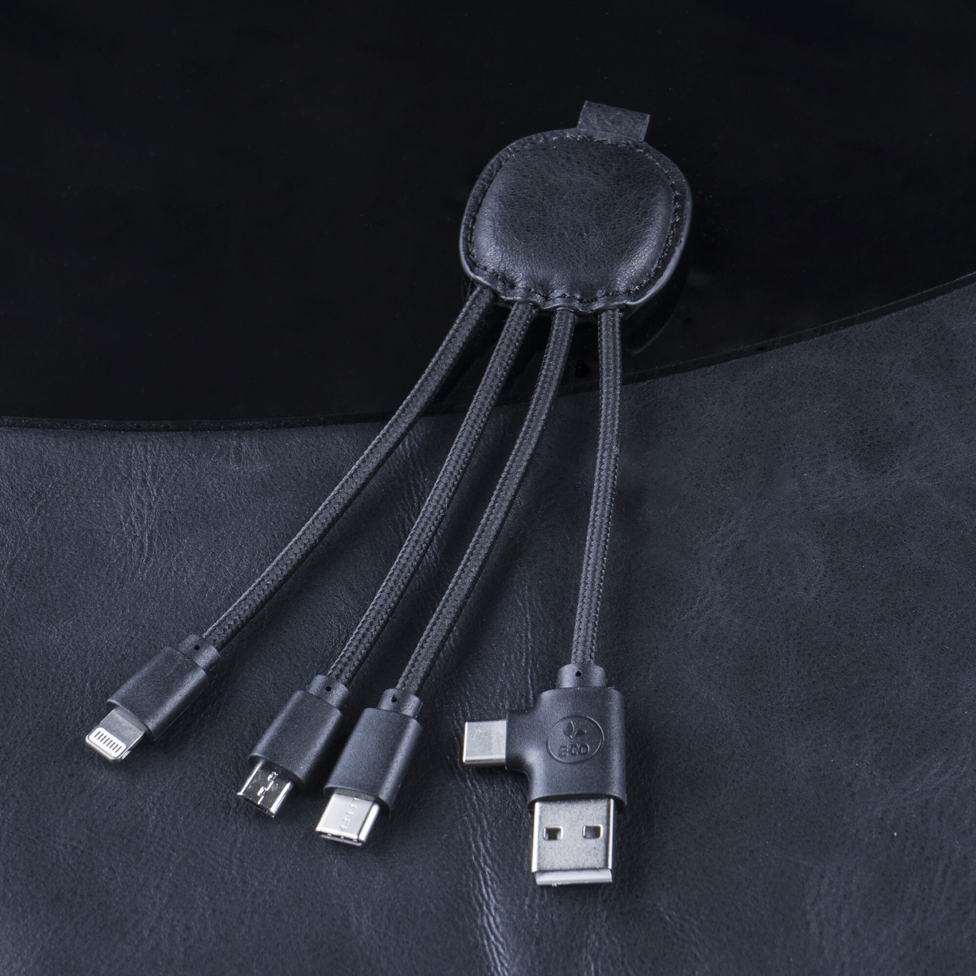 4000 | Xoopar Iné Smart Charging cable with NFC