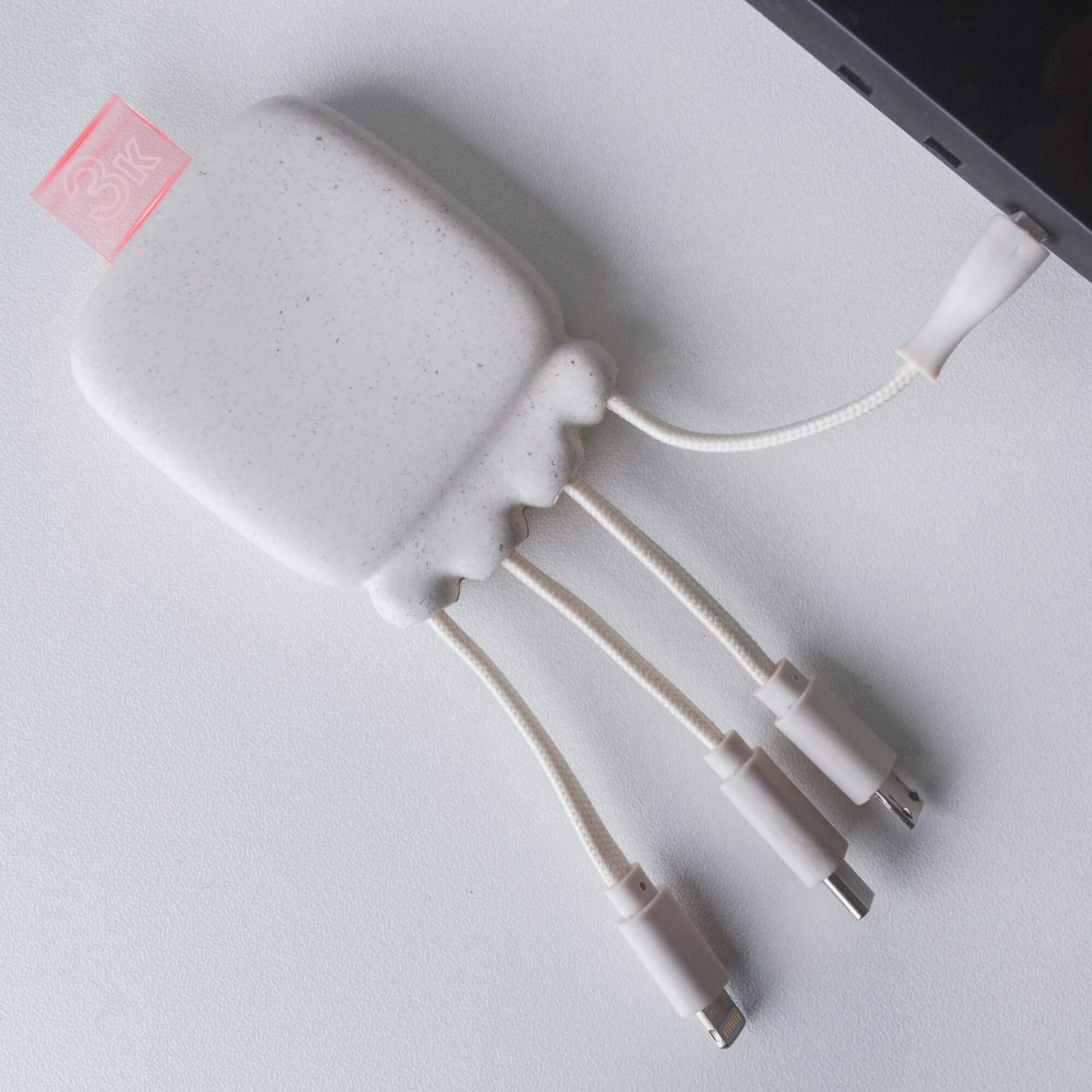 3192 | Xoopar Octopus Gamma 2 Powerbank with Bio Charging cable 3000mAh