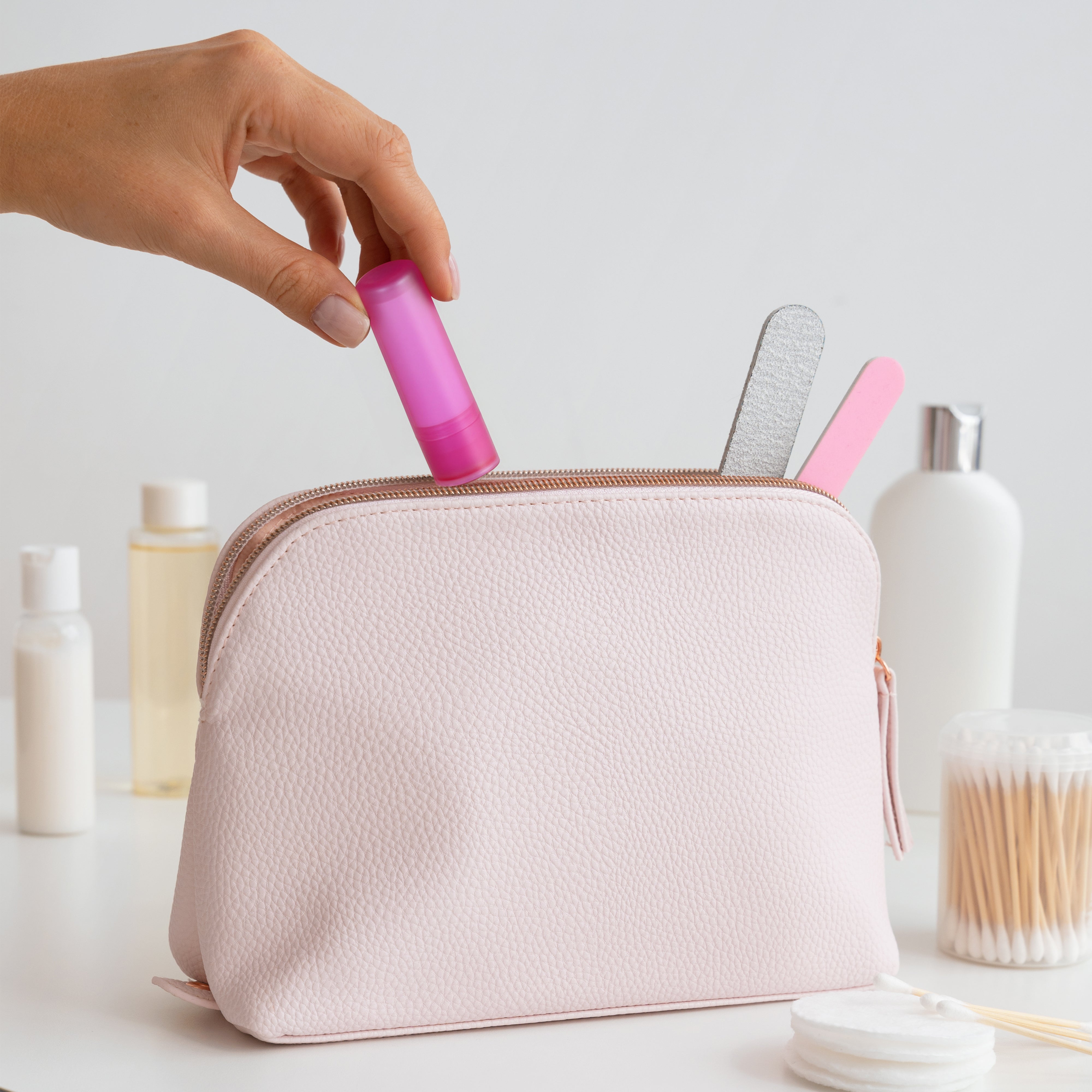 Lippenpflegestift aus recycelten Materialien
