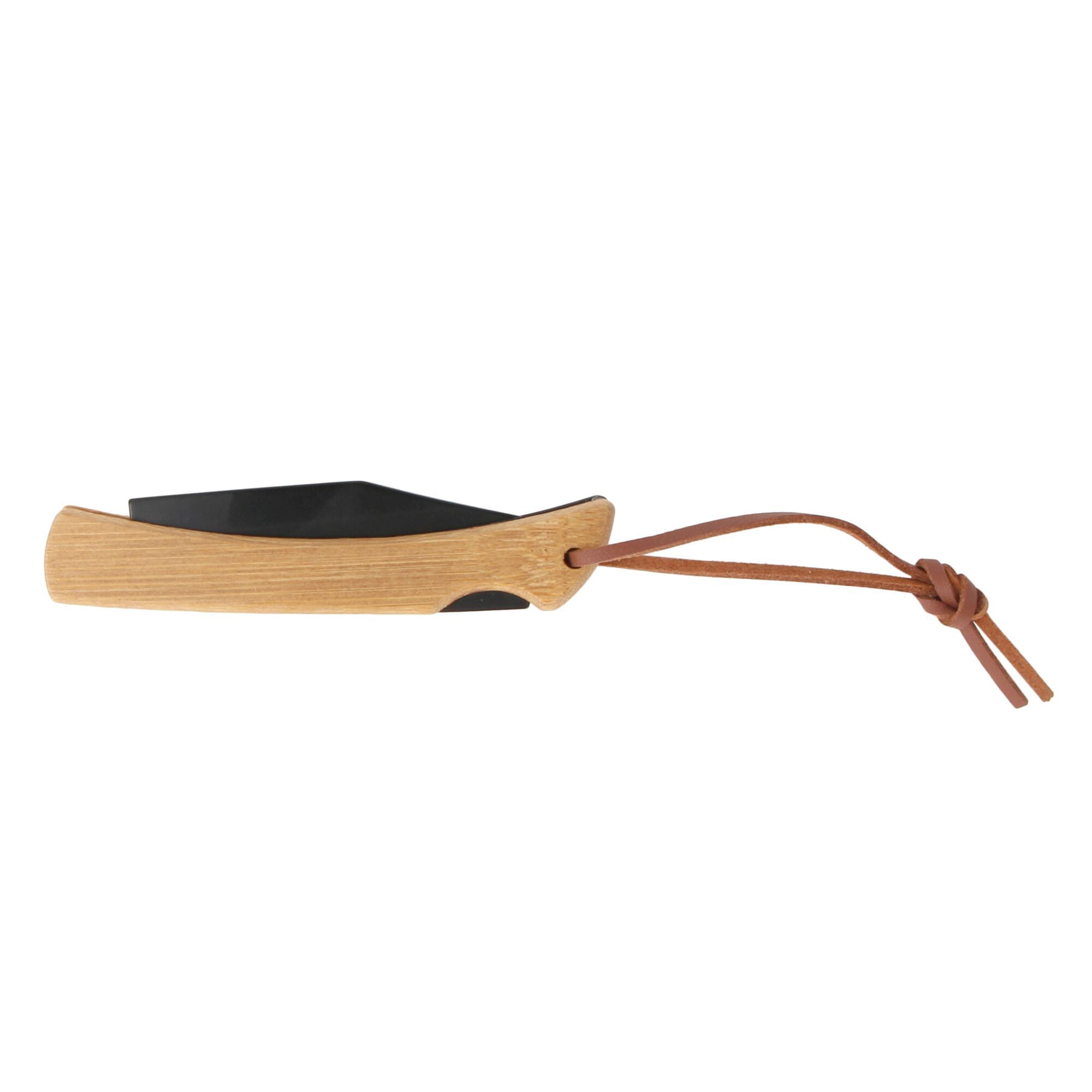 Taschenmesser aus Bambus