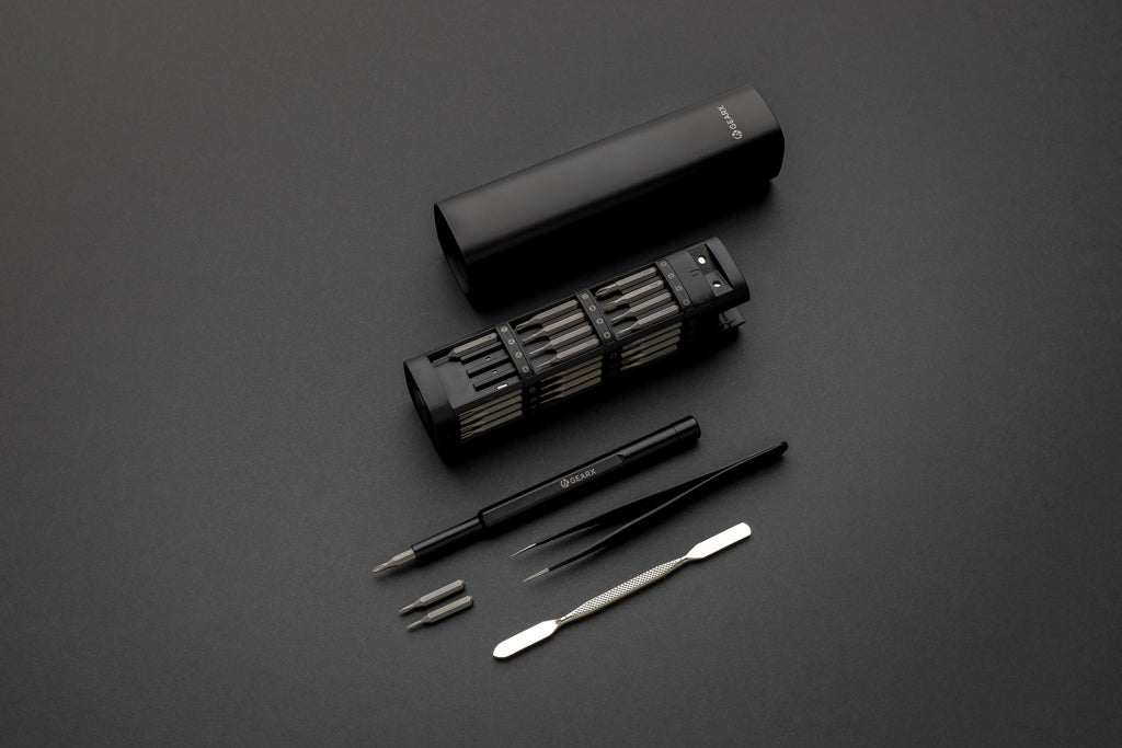 Gear X 46-tlg. Präzisions-Bit-Set aus RCS recycelter Aluminium als Werbeartikel mit Logo