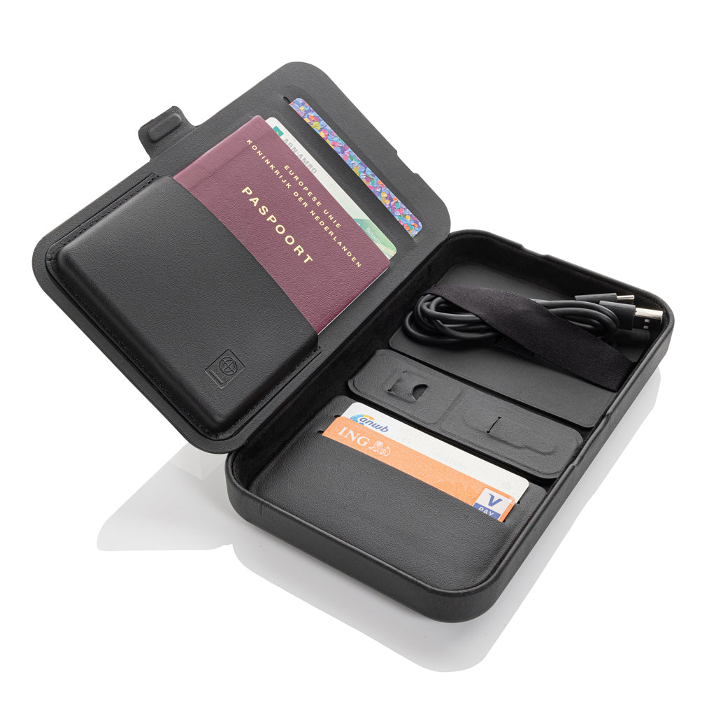 Swiss Peak Travel-Case aus RCS rec. PU mit 3-in-1-Charger – Ansicht 1