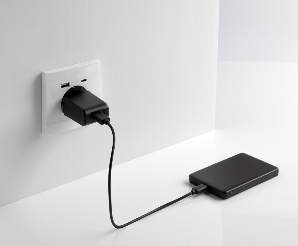 Orion 5.000mAh 5W magnetische Powerbank aus RCS rec. Alu – Ansicht 8