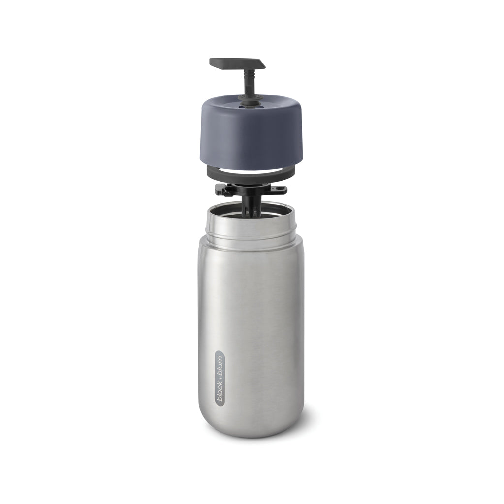 Black+Blum isolierter, auslaufsicherer Becher aus Edelstahl – Ansicht 8