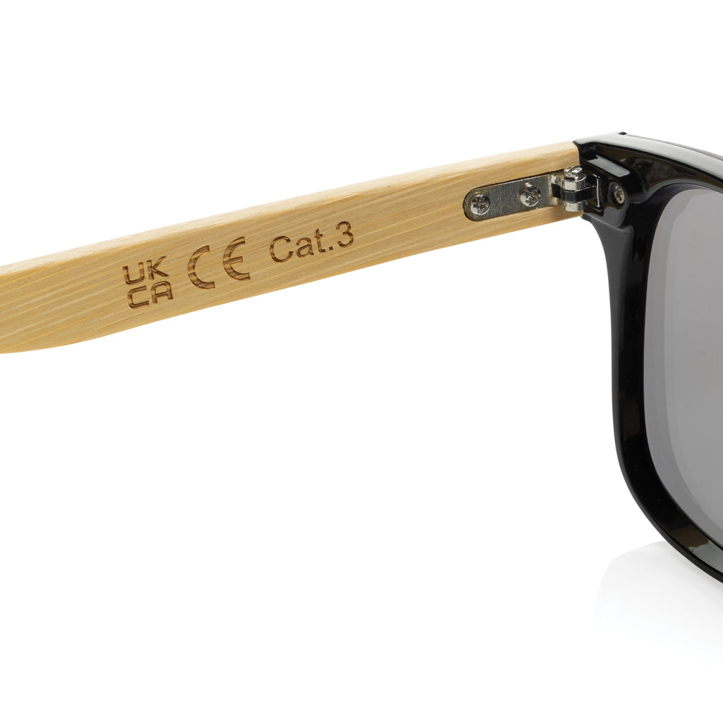 Prism Sonnenbrille aus RCS rec. Kunststoff mit Bambusbügeln – Ansicht 4