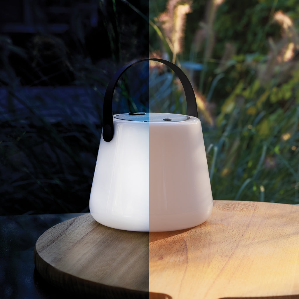 SolarGlow Außenleuchte aus RCS rec. Kunststoff mit USB-Lampe – Ansicht 8