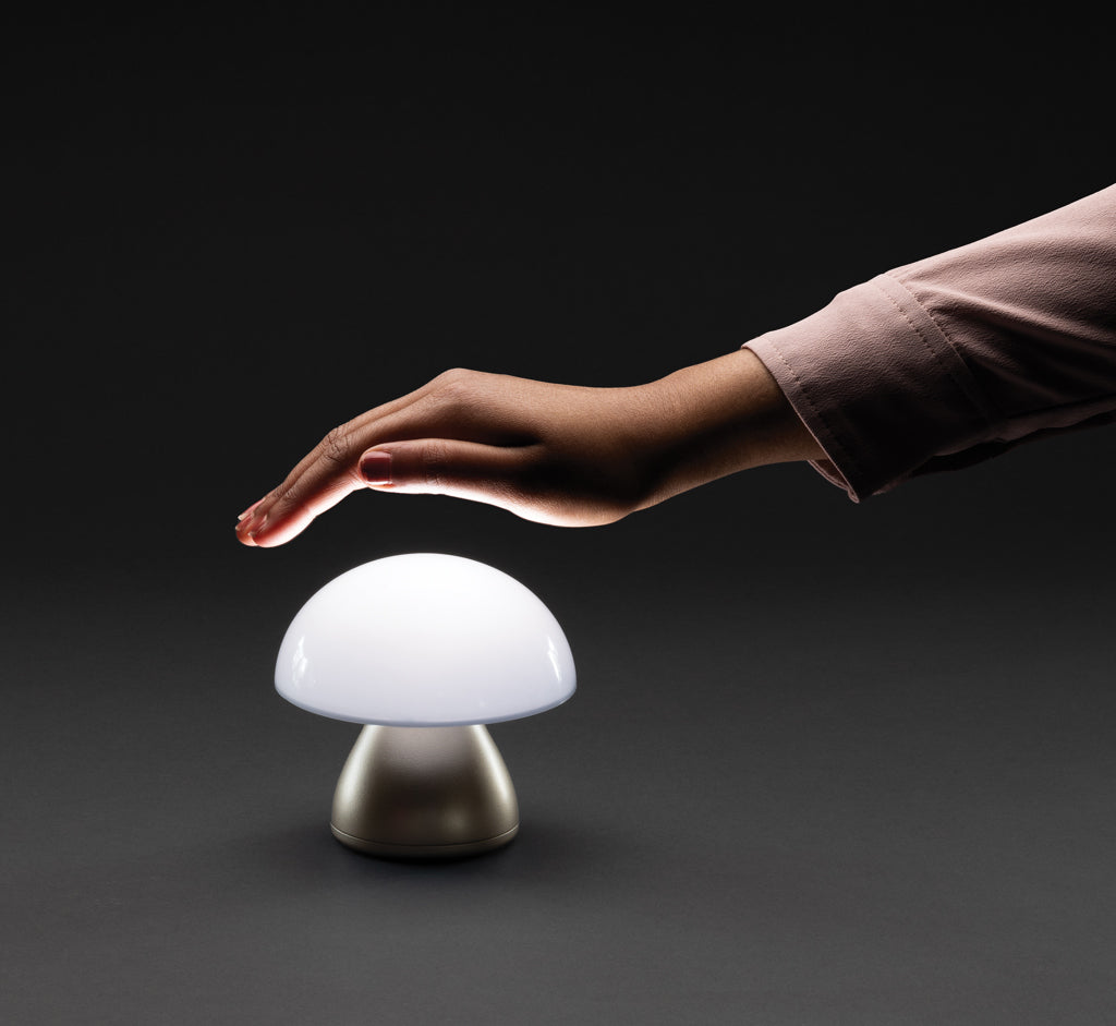 Luming wiederaufladbare USB-Tischlampe aus RCS Kunststoff – Ansicht 8