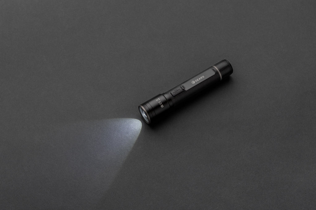 GearX Taschenlampe aus RCS recycelt. Aluminium mit USB-Akku – Ansicht 4