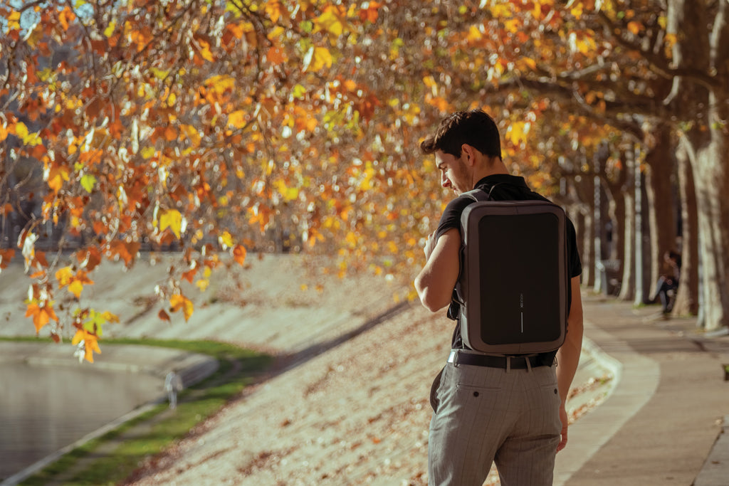 Bobby Bizz 2.0 Anti-Diebstahl Rucksack & Aktentasche als Werbeartikel mit Logo