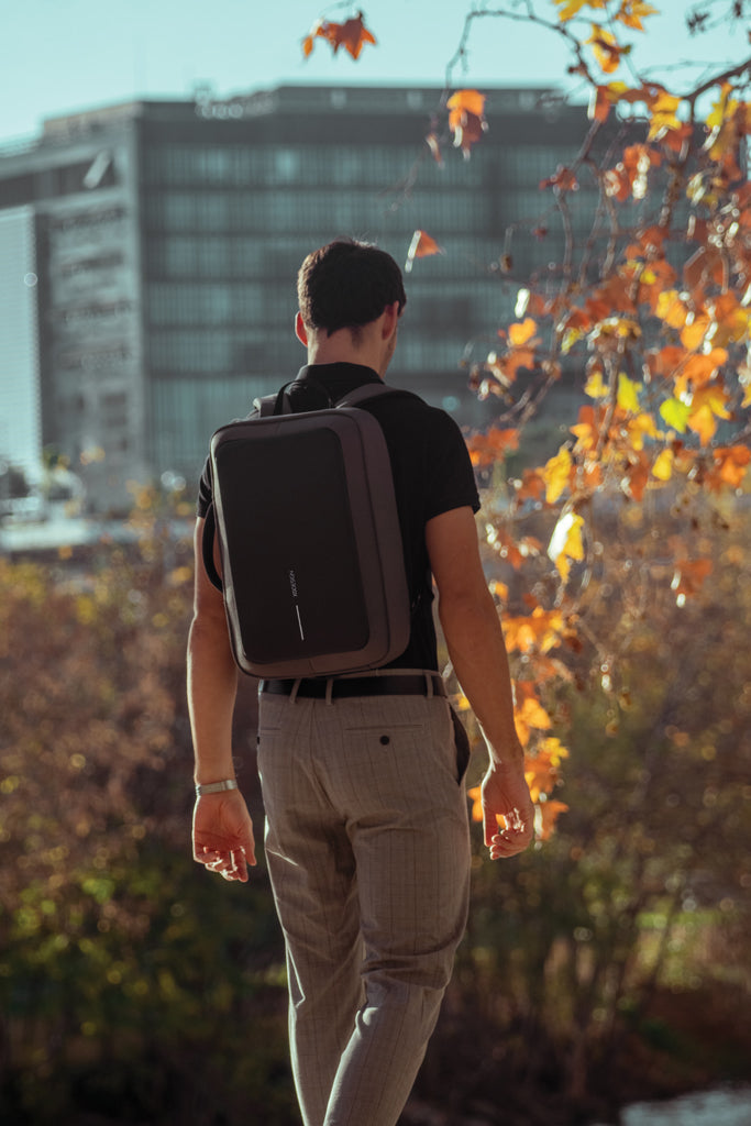 Bobby Bizz 2.0 Anti-Diebstahl Rucksack & Aktentasche als Werbeartikel mit Logo