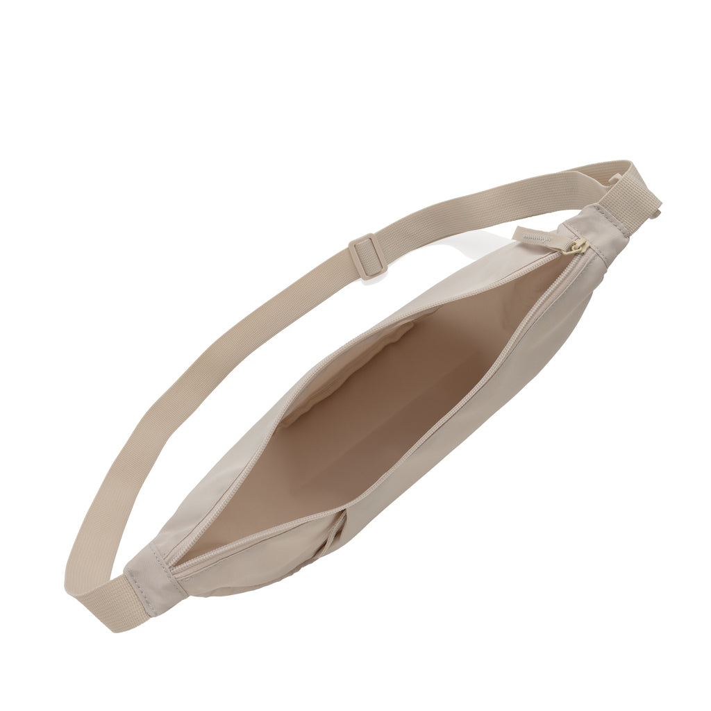 Crescent XL AWARE™ RPET Half-Moon Sling Tasche – Ansicht 6