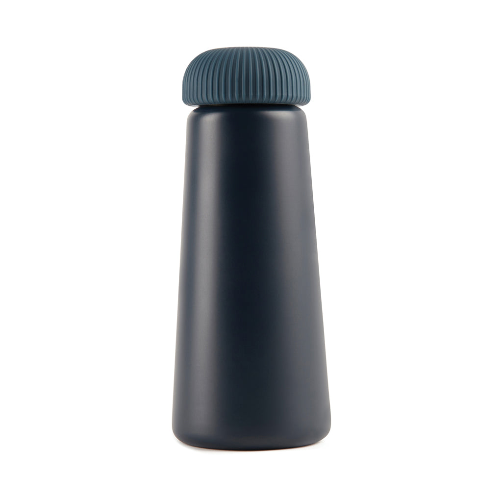 VINGA Erie 450ml Vakuumflasche aus RCS recyceltem Stahl – Ansicht 1