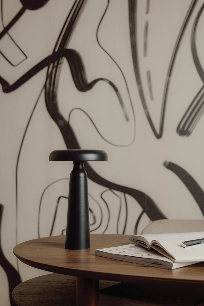 VINGA Avery RCS Tischlampe als Werbeartikel mit Logo