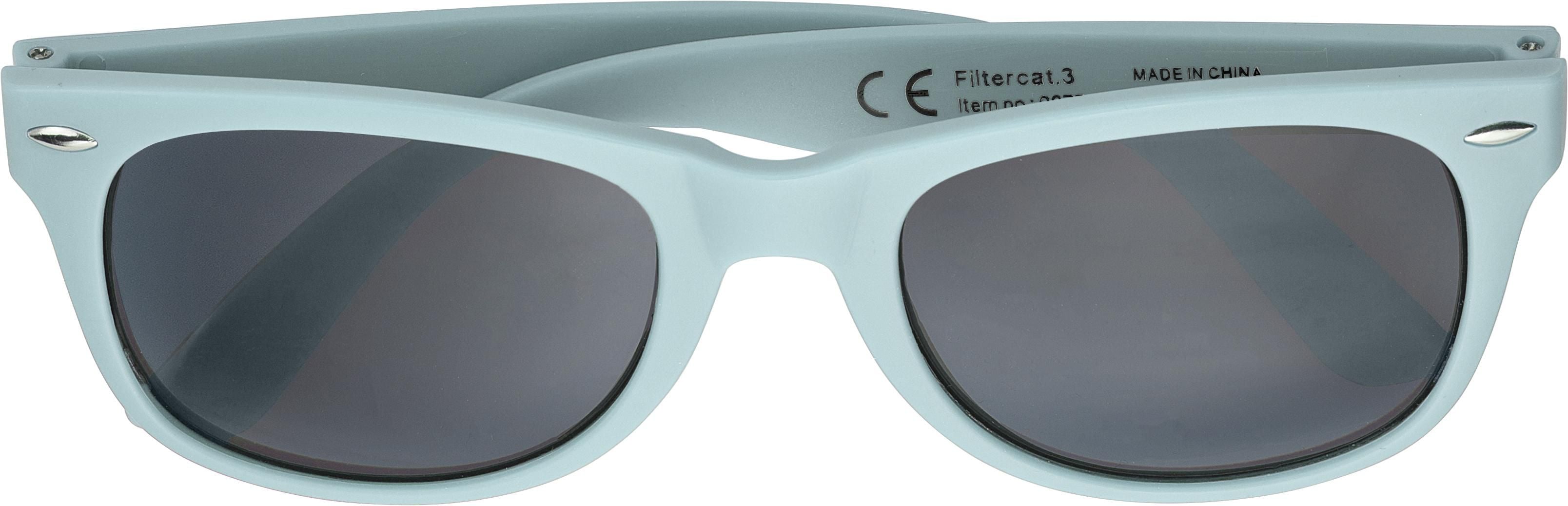Recycelte PC- und PVC-Sonnenbrille Kenzie
