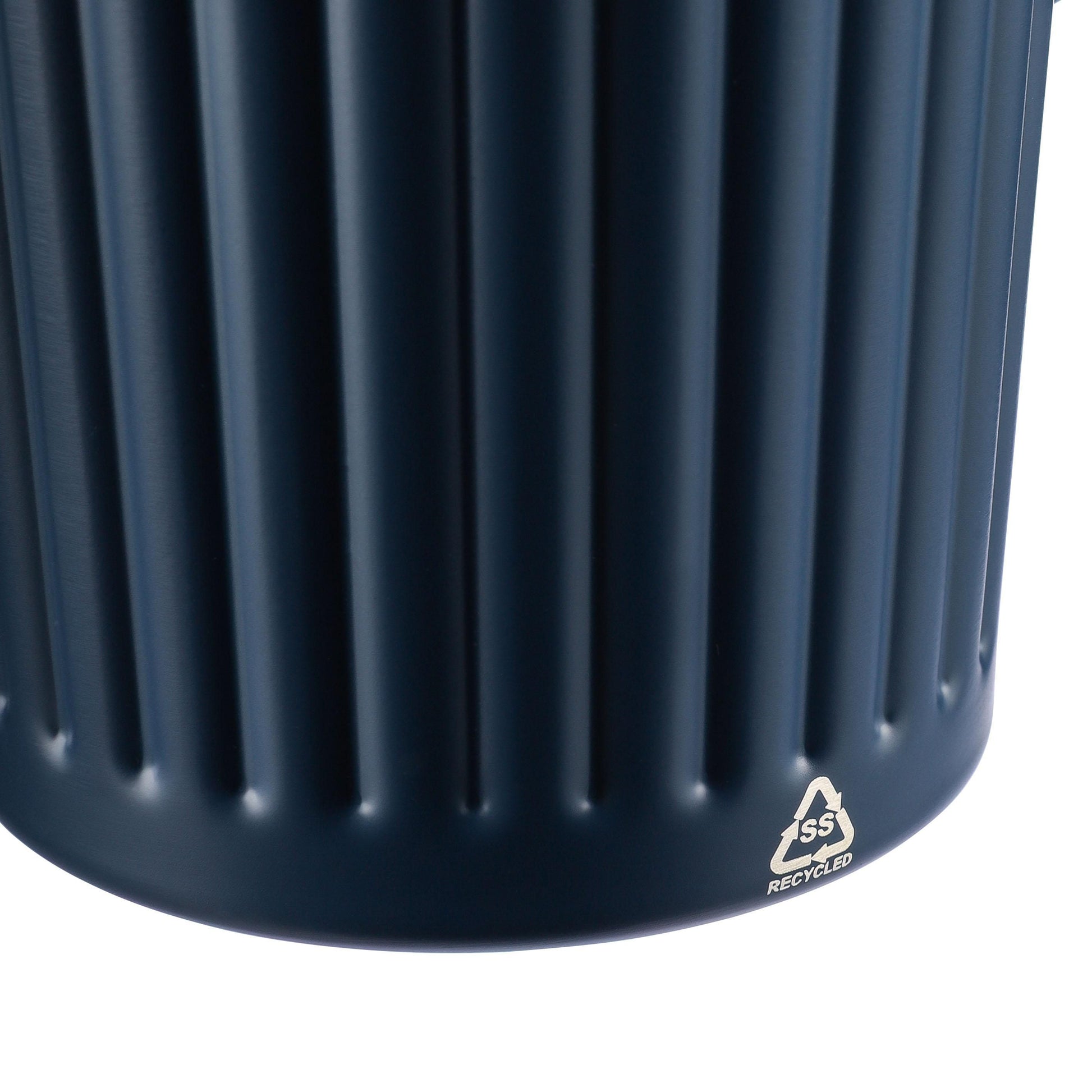 Recycelter Edelstahl-Reisebecher mit doppelter Wand (450 ml) Calo