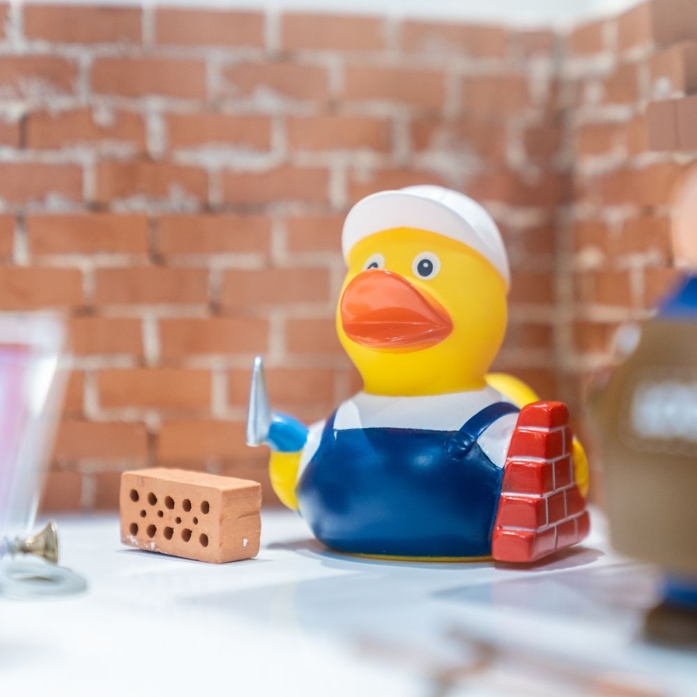 Quietsche-Ente Maurer – Detailansicht 3