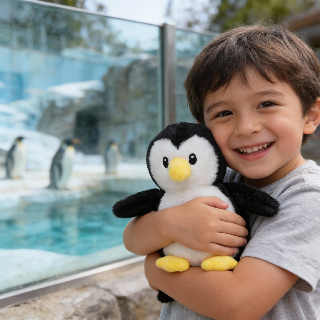 Plüschtier Pinguin Dora – Detailansicht 2
